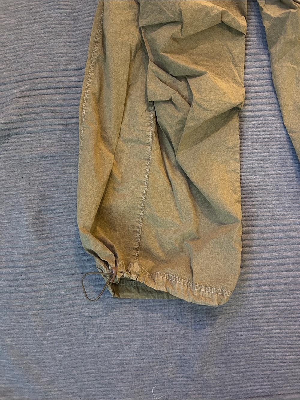Urban Outfitters Women's Drawstring Wide Leg Pants in Tan - Picture 2 of 4